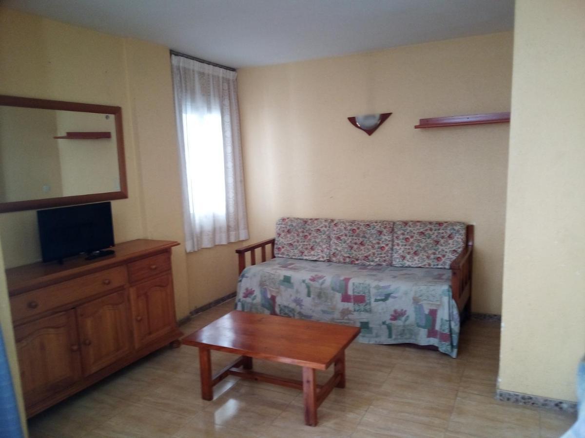 Apartaments Ar Easy Borodin โยเรตเดมาร์ ภายนอก รูปภาพ