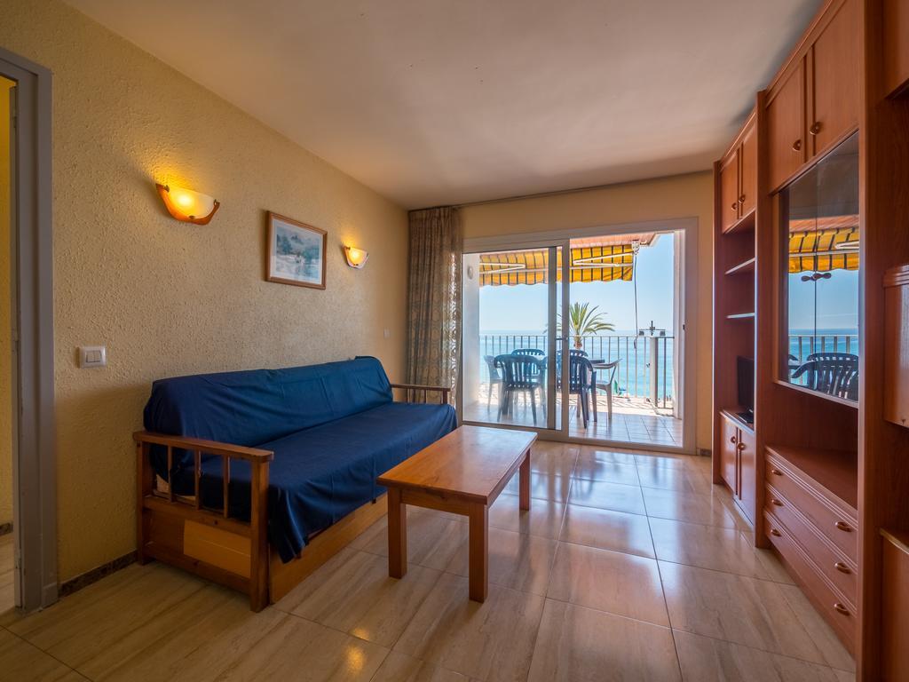 Apartaments Ar Easy Borodin โยเรตเดมาร์ ภายนอก รูปภาพ