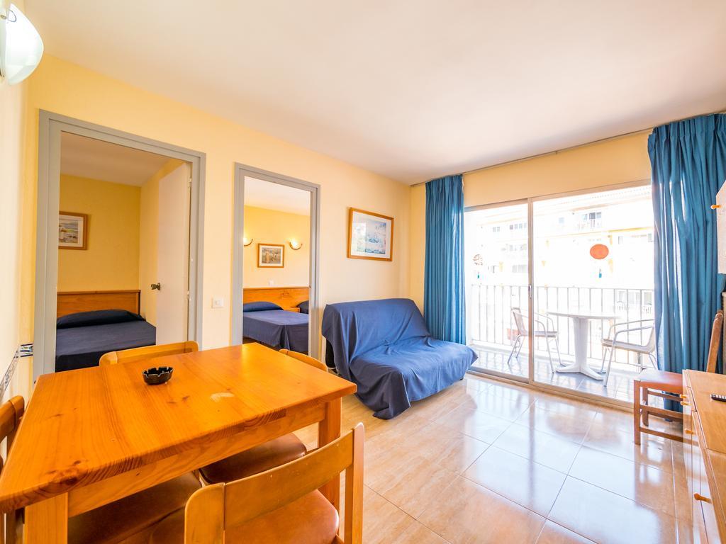 Apartaments Ar Easy Borodin โยเรตเดมาร์ ภายนอก รูปภาพ