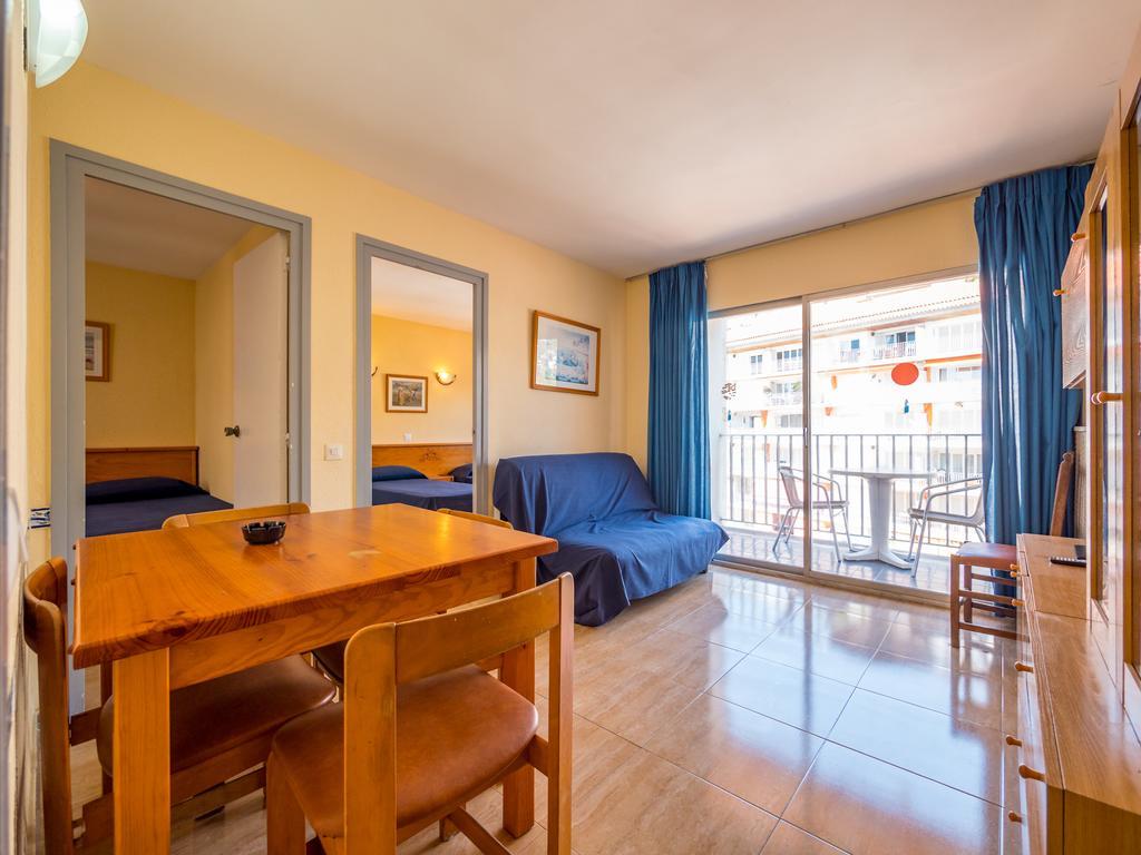 Apartaments Ar Easy Borodin โยเรตเดมาร์ ภายนอก รูปภาพ
